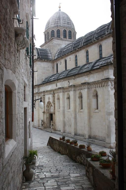 Old Town Apartment Sibenik Ruang foto