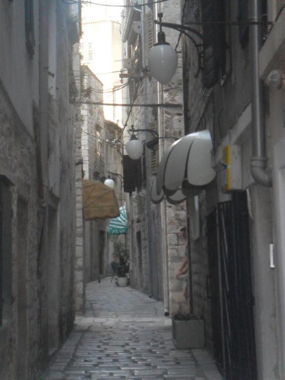 Old Town Apartment Sibenik Ruang foto