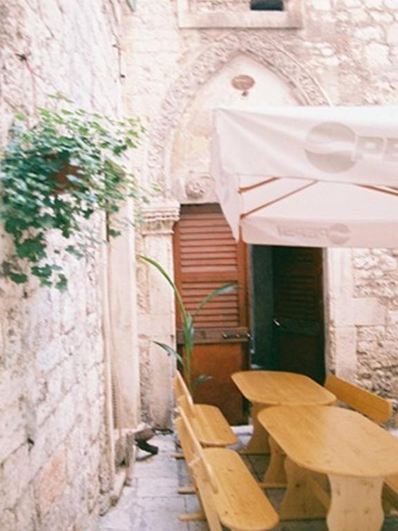 Old Town Apartment Sibenik Ruang foto