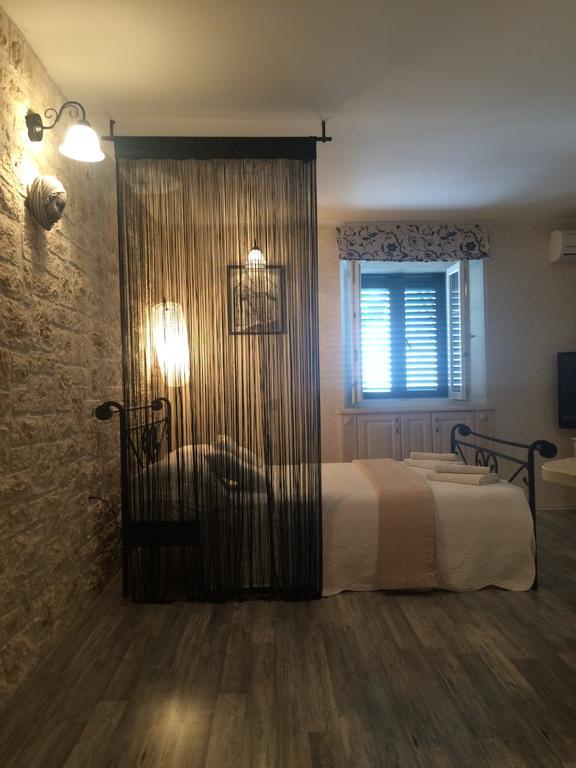 Old Town Apartment Sibenik Bagian luar foto