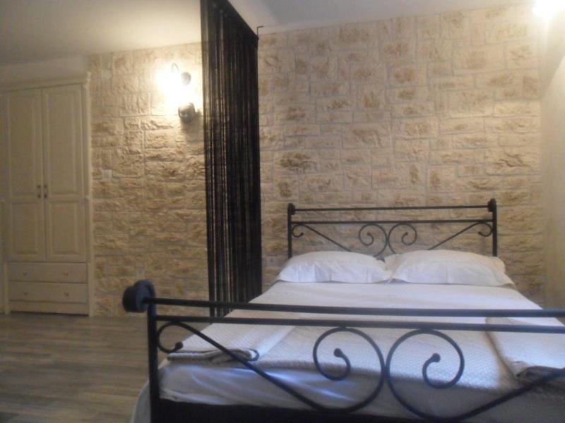 Old Town Apartment Sibenik Bagian luar foto